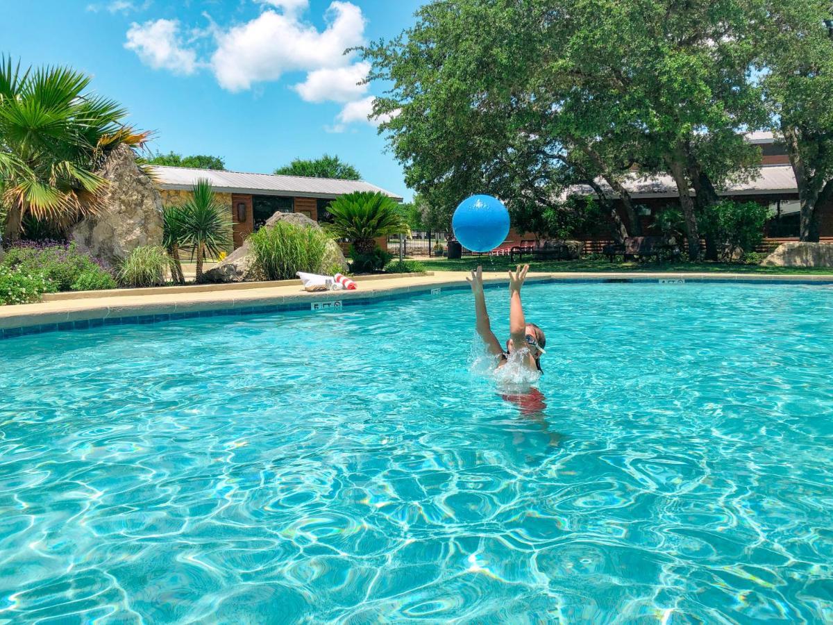 Sun Outdoors Lake Travis Hudson Bend Dış mekan fotoğraf